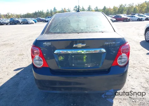 2015 Chevrolet Sonic Lt Auto из США, поврежденный, VIN 1G1JC5SH0F4163799